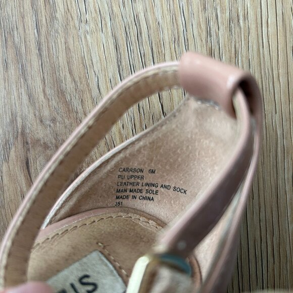 Steve Madden Blush Pink Block Heel - Picture 3 of 3